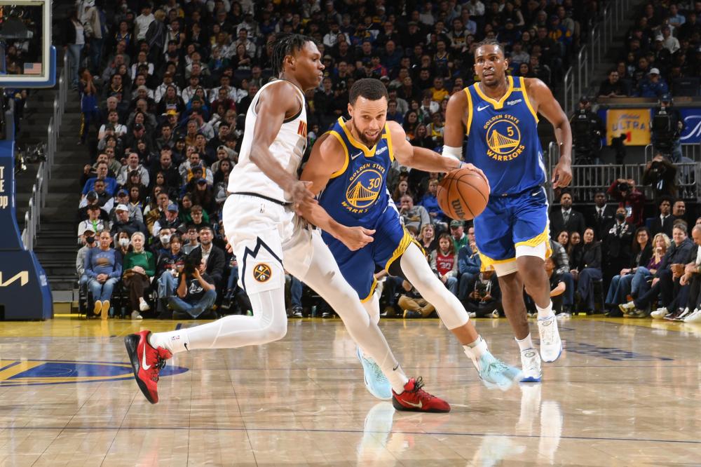 样的逆境中 样的逆境中