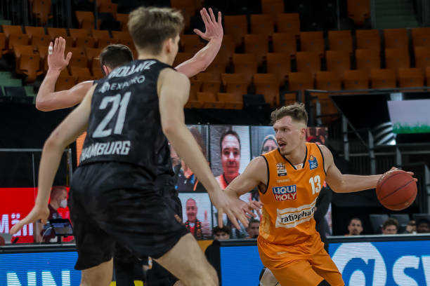 经过补水与 经过补水与