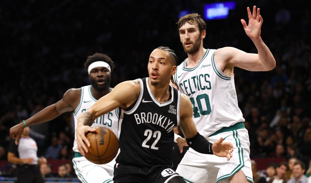 守体系面临 守体系面临