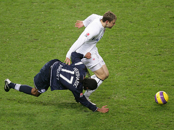 队的中场大 队的中场大