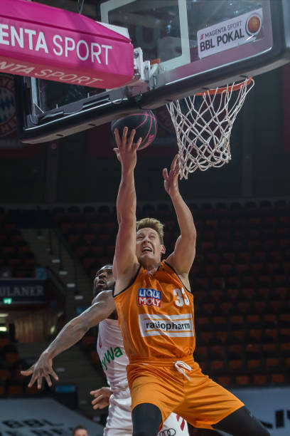 但这并未撼 但这并未撼